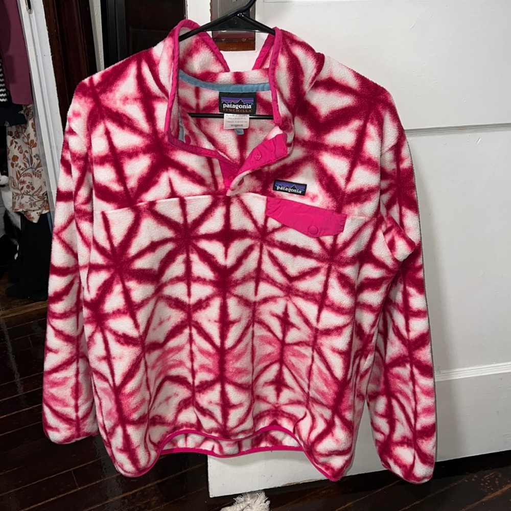 Patagonia Pink and White Fleece Jacket